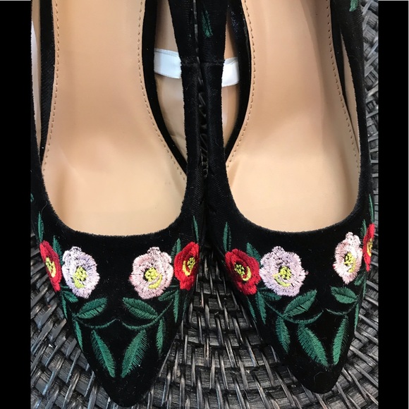 NEW BLACK FLORAL ‘a new day’ Sz8 HEELS - Picture 7 of 7